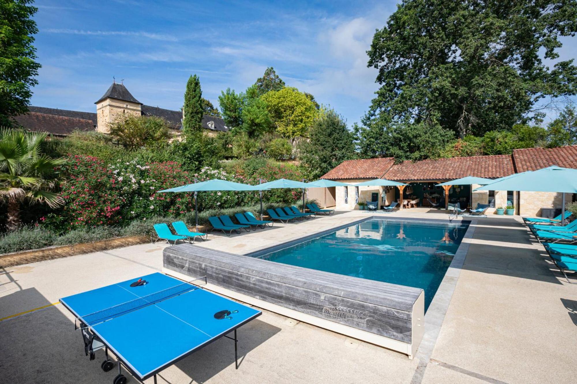 Lo Petit Cretsou Bed & Breakfast Simeyrols Exterior foto