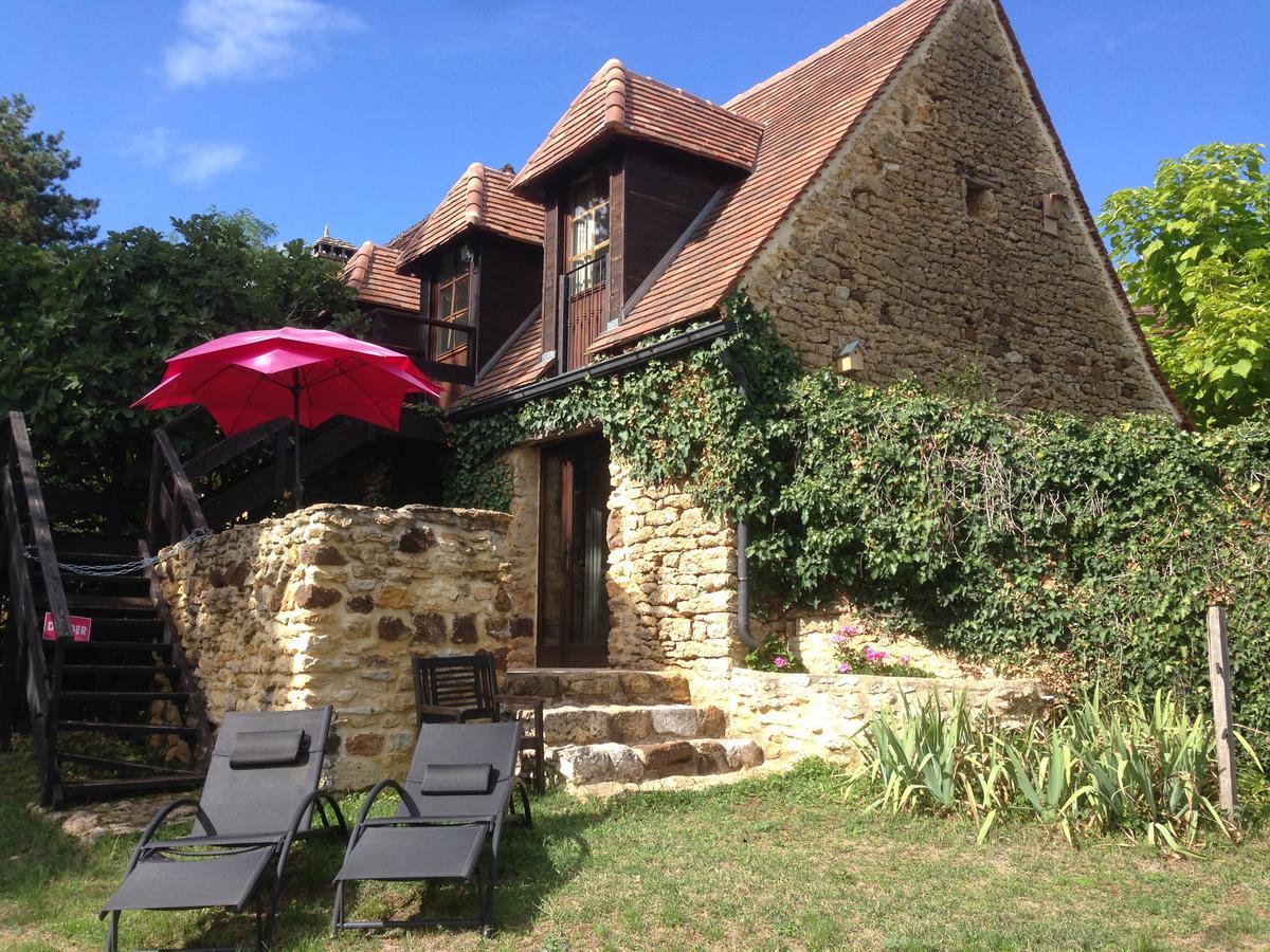 Lo Petit Cretsou Bed & Breakfast Simeyrols Exterior foto